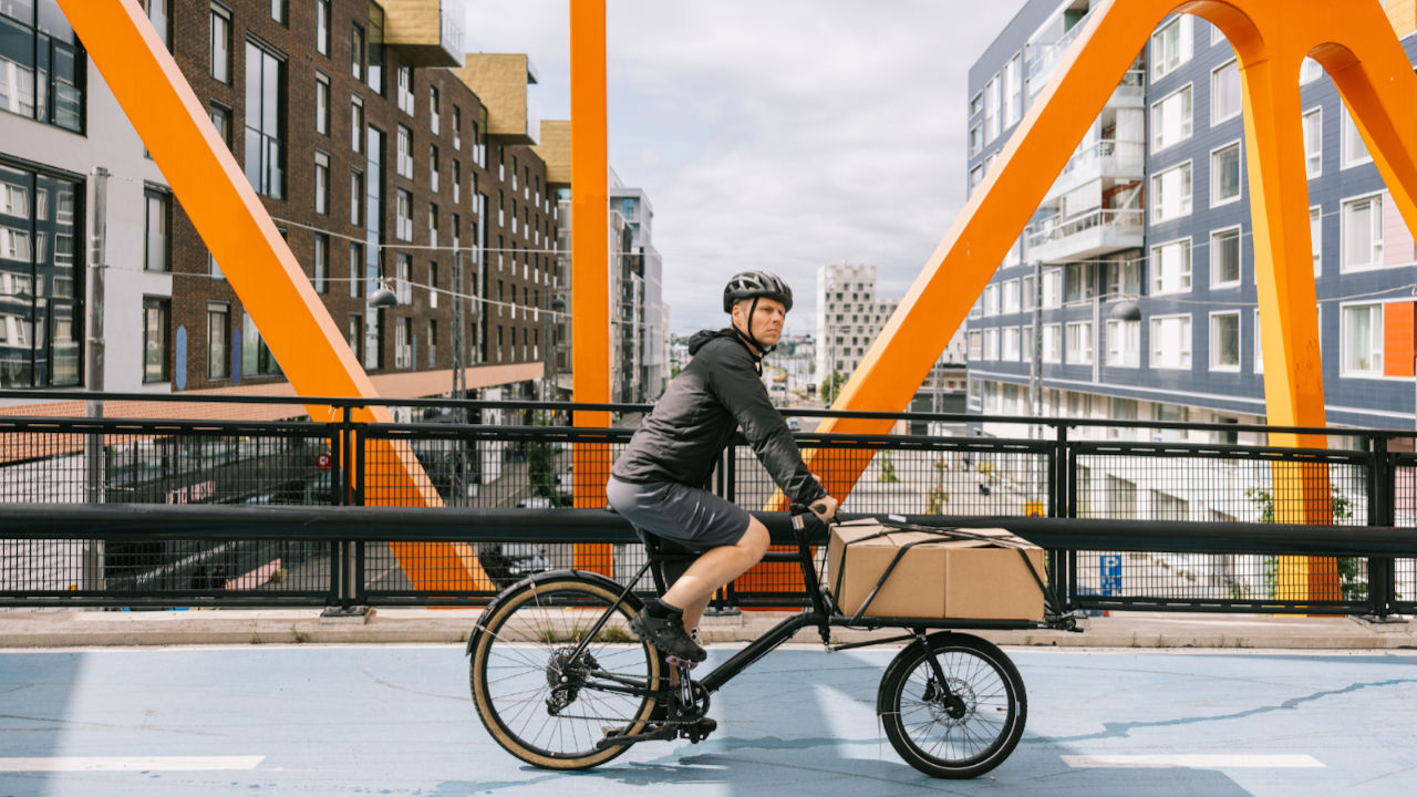 Cargo bike delivery